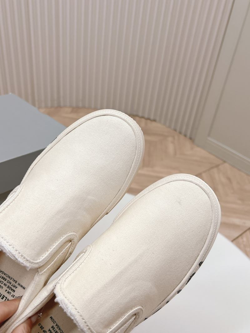 Balenciaga Low Shoes